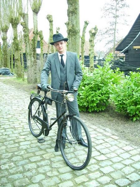 pict0121st9.jpg - Baron Brulez doet de ronde langs zijn eigendom
